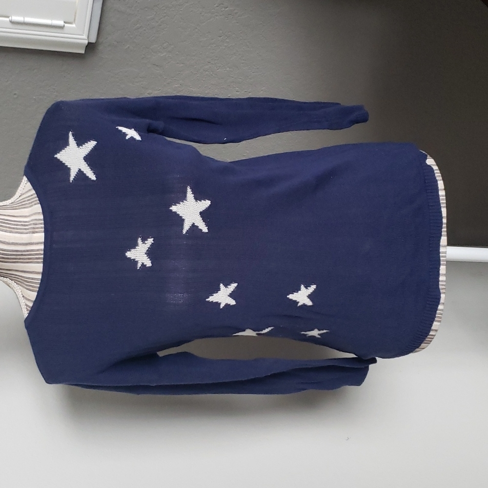 Light knit blue star sweater xs